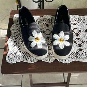 Katy Perry cloth black shoes size 8 1/2.